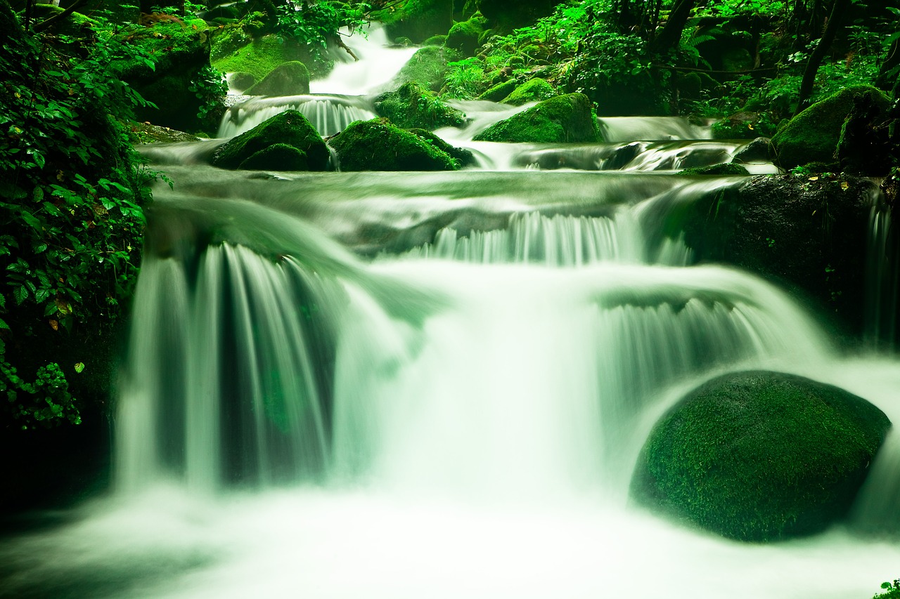Pixabay waterfall-1309204_1280
